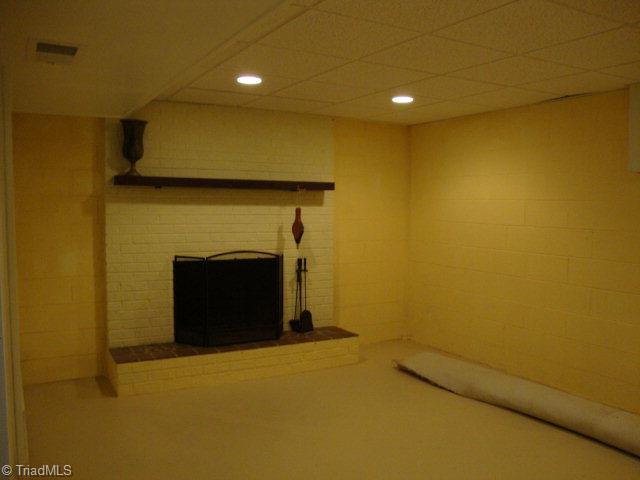 220 Thunder Road Boomer, NC 28606 - Photo 18 of 28 Apartment living R