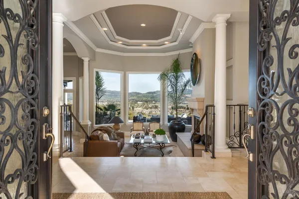 $2,795,000 | 10 Canterbury Drive, Napa, CA 94558