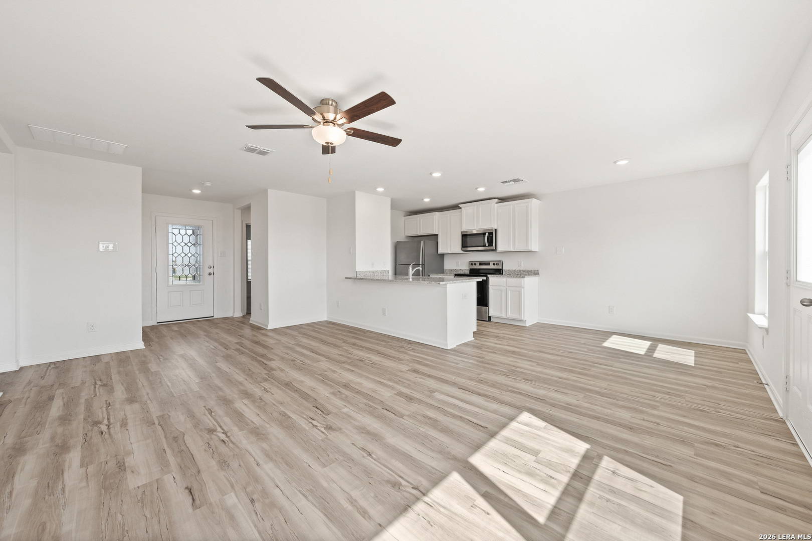 16205 Farmer Lytle, TX 78052 - Photo 11 of 28