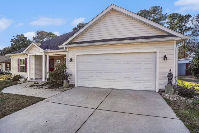 $549,900 | 107 Spanish Oak Drive, Surfside Beach, SC 29575
