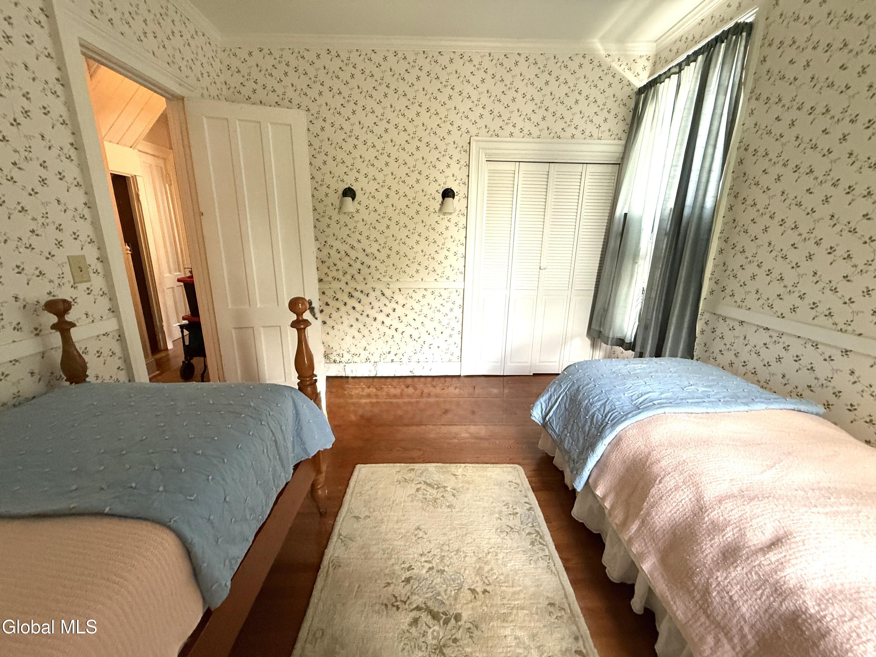 822 Union Street Schenectady, NY 12308 - Photo 19 of 39 IMG_4650