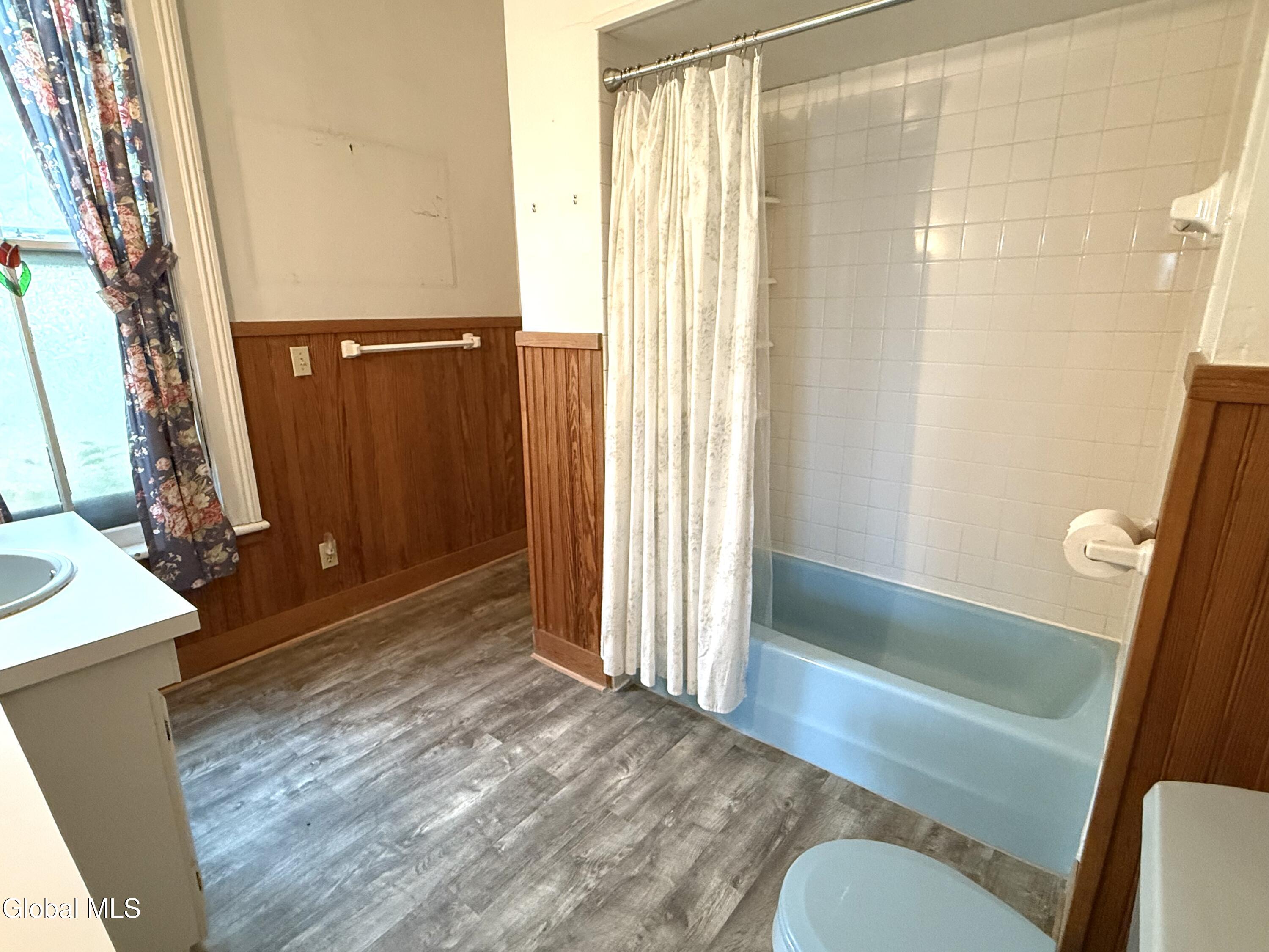 822 Union Street Schenectady, NY 12308 - Photo 21 of 39 IMG_4657