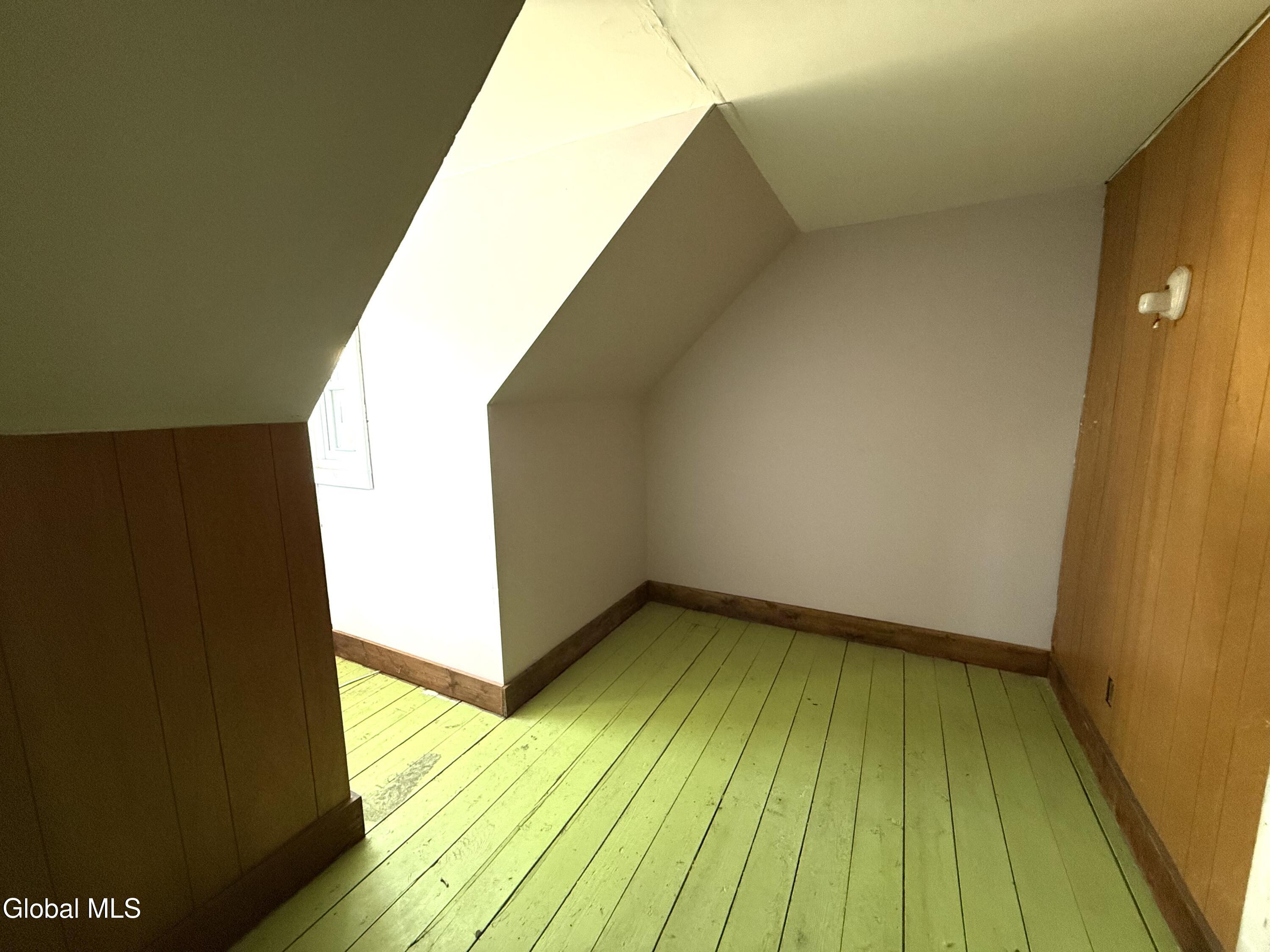 822 Union Street Schenectady, NY 12308 - Photo 28 of 39 IMG_4652