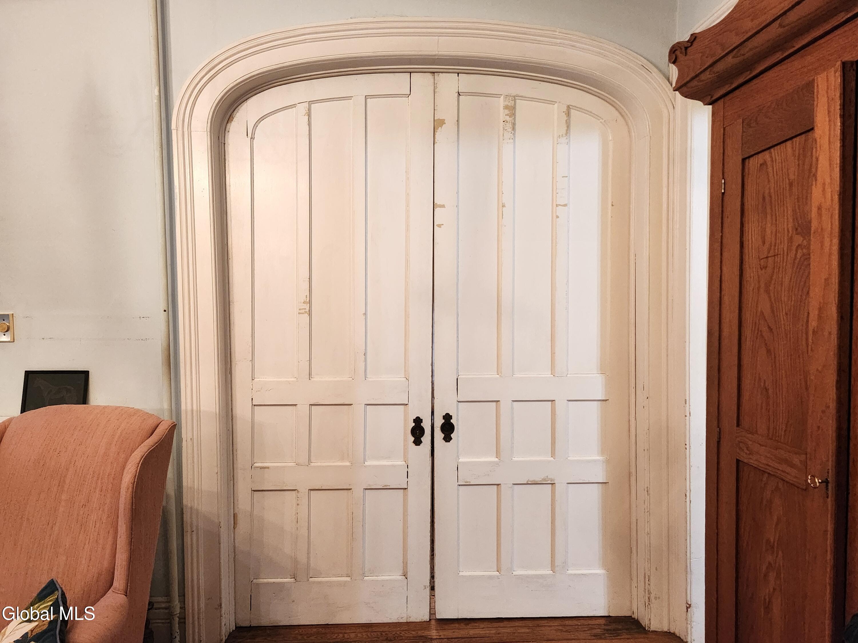 822 Union Street Schenectady, NY 12308 - Photo 5 of 39 1000030067