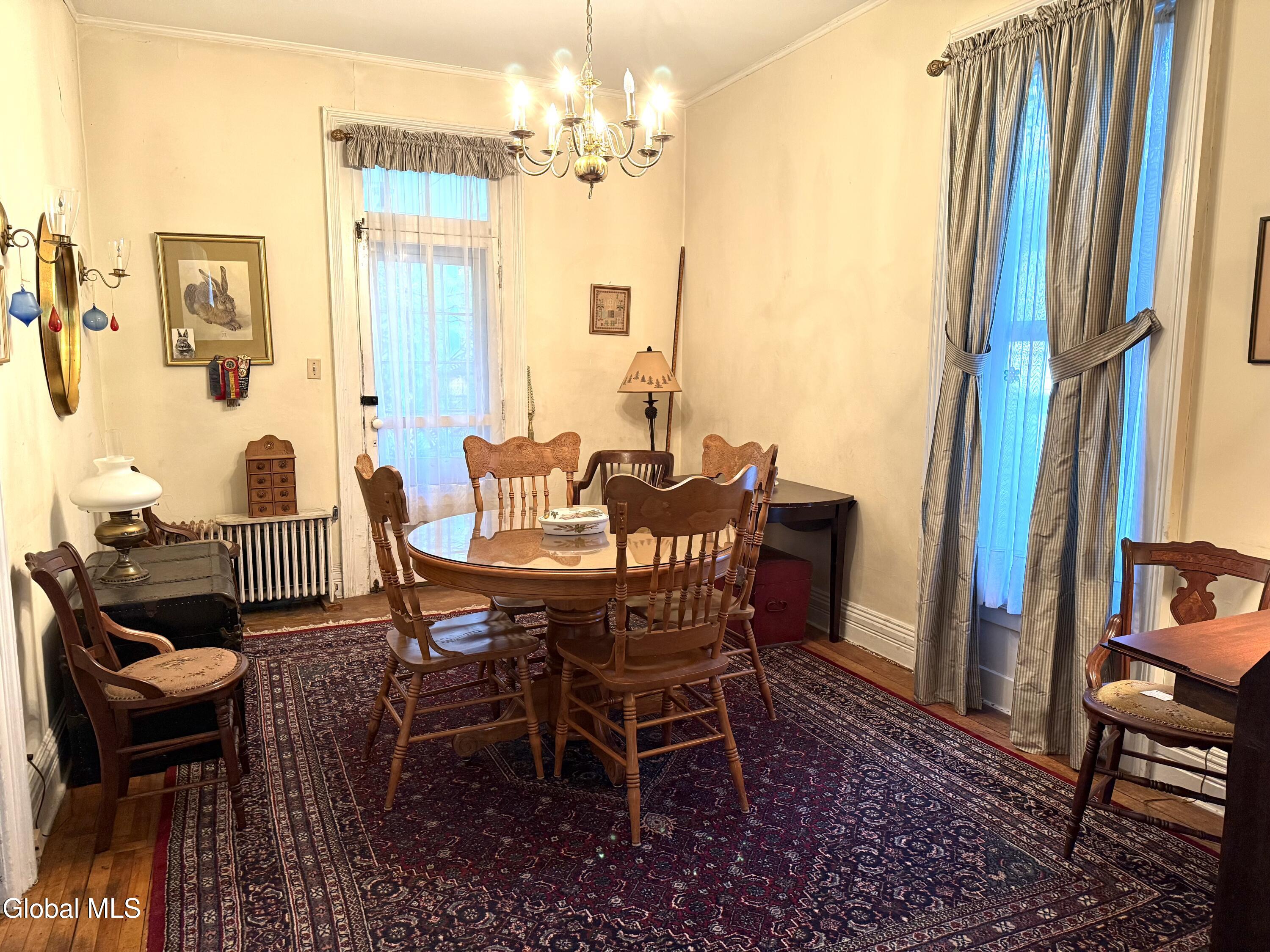 822 Union Street Schenectady, NY 12308 - Photo 7 of 39 IMG_4720