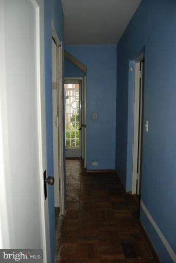 3312 Gunston Road, Unit 73033 Alexandria, VA 22302 - Photo 7 of 15 Hallway