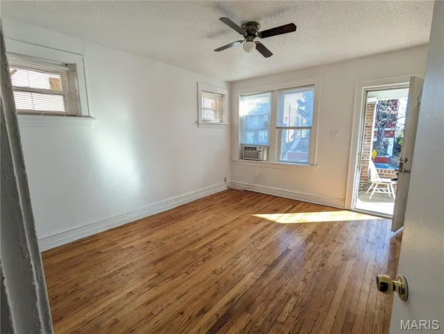 $300,000 | 3161 Oregon Avenue, St. Louis, MO 63118