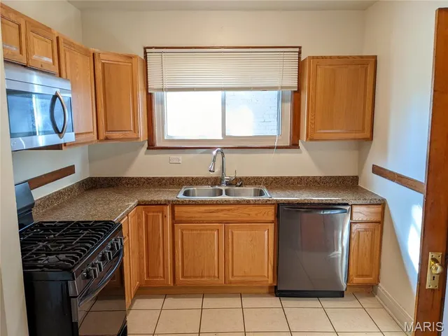 $300,000 | 3161 Oregon Avenue, St. Louis, MO 63118