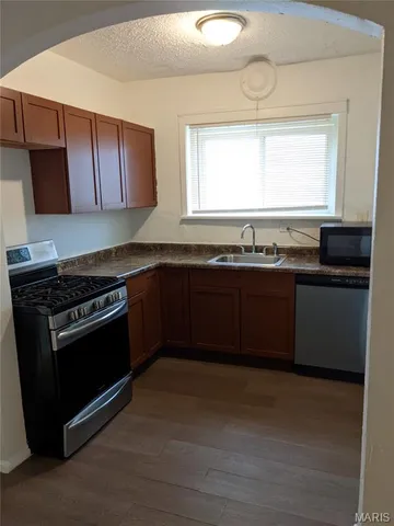 $300,000 | 3161 Oregon Avenue, St. Louis, MO 63118