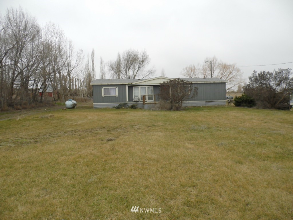 2255 West Cunningham Road Othello, WA 99344 - Photo 2 of 9 Gallery Image 2