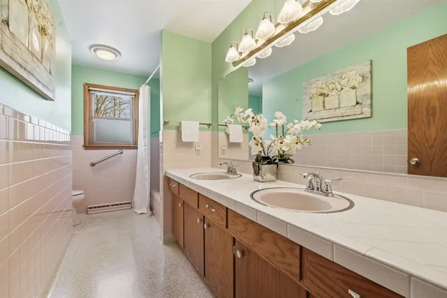 $275,000 | 2600 North Union Street, Appleton, WI 54911