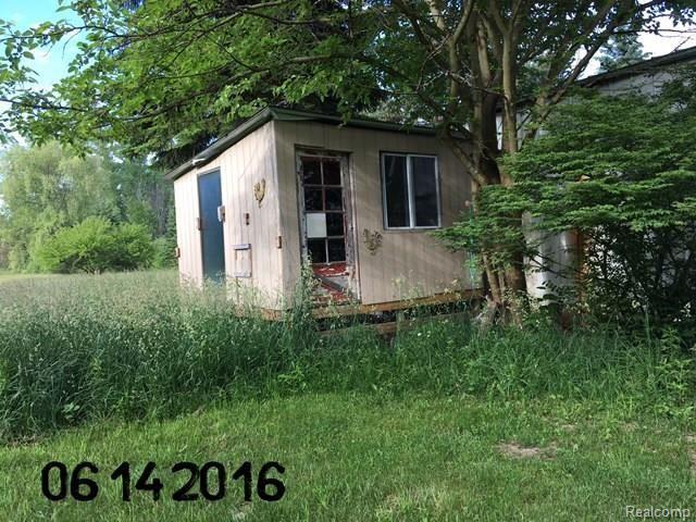 7086 Galbraith Line Road Lexington, MI 48450 - Photo 5 of 33 IMG_0074.JPG