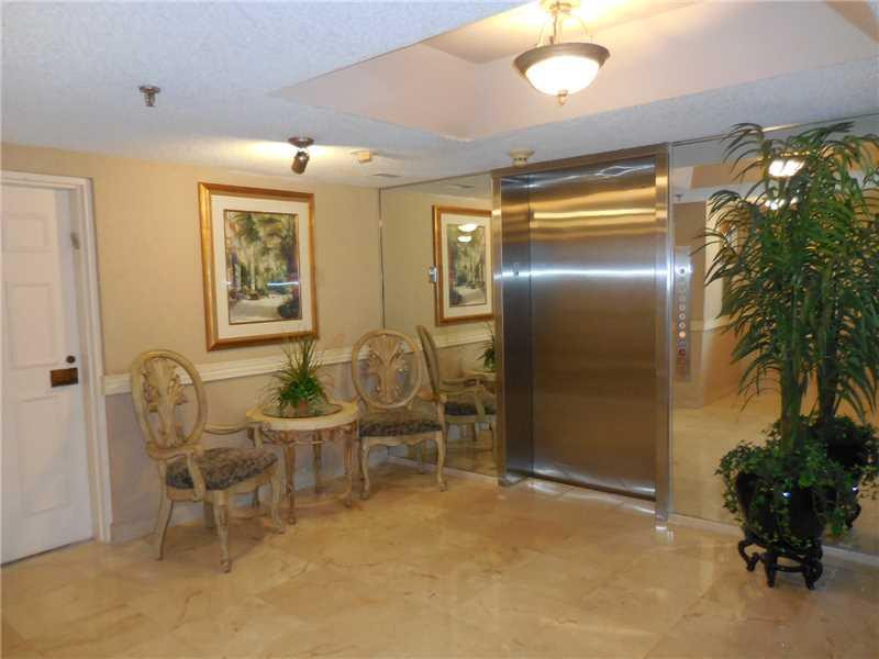 7202 Promenade Drive, Unit 202 Boca Raton, FL 33433 - Photo 2 of 35 Lobby/Reception.