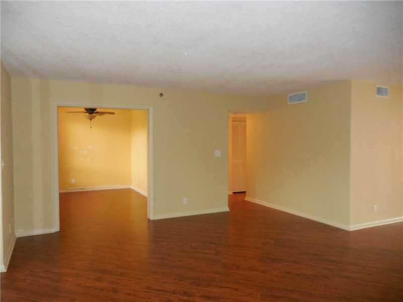 7202 Promenade Drive, Unit 202 Boca Raton, FL 33433 - Photo 7 of 35 Living Room.
