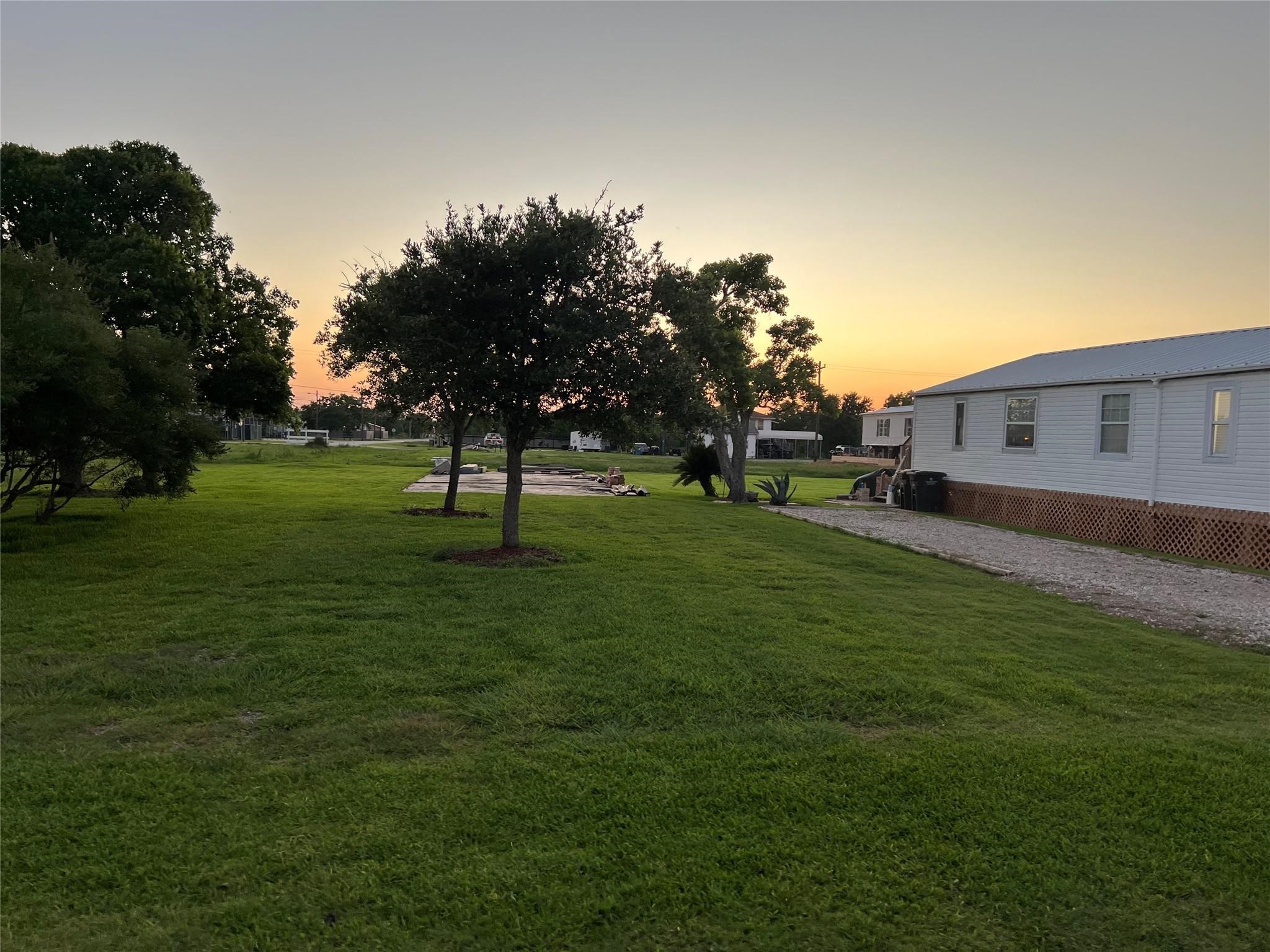 47-48 16th Street San Leon, TX 77539 - Photo 3 of 7