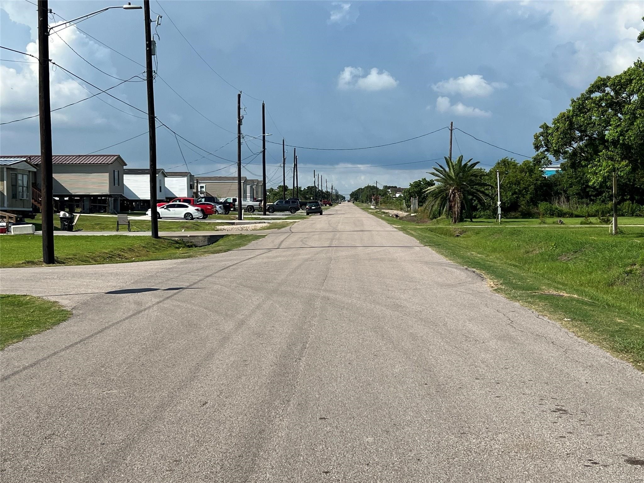 47-48 16th Street San Leon, TX 77539 - Photo 5 of 7