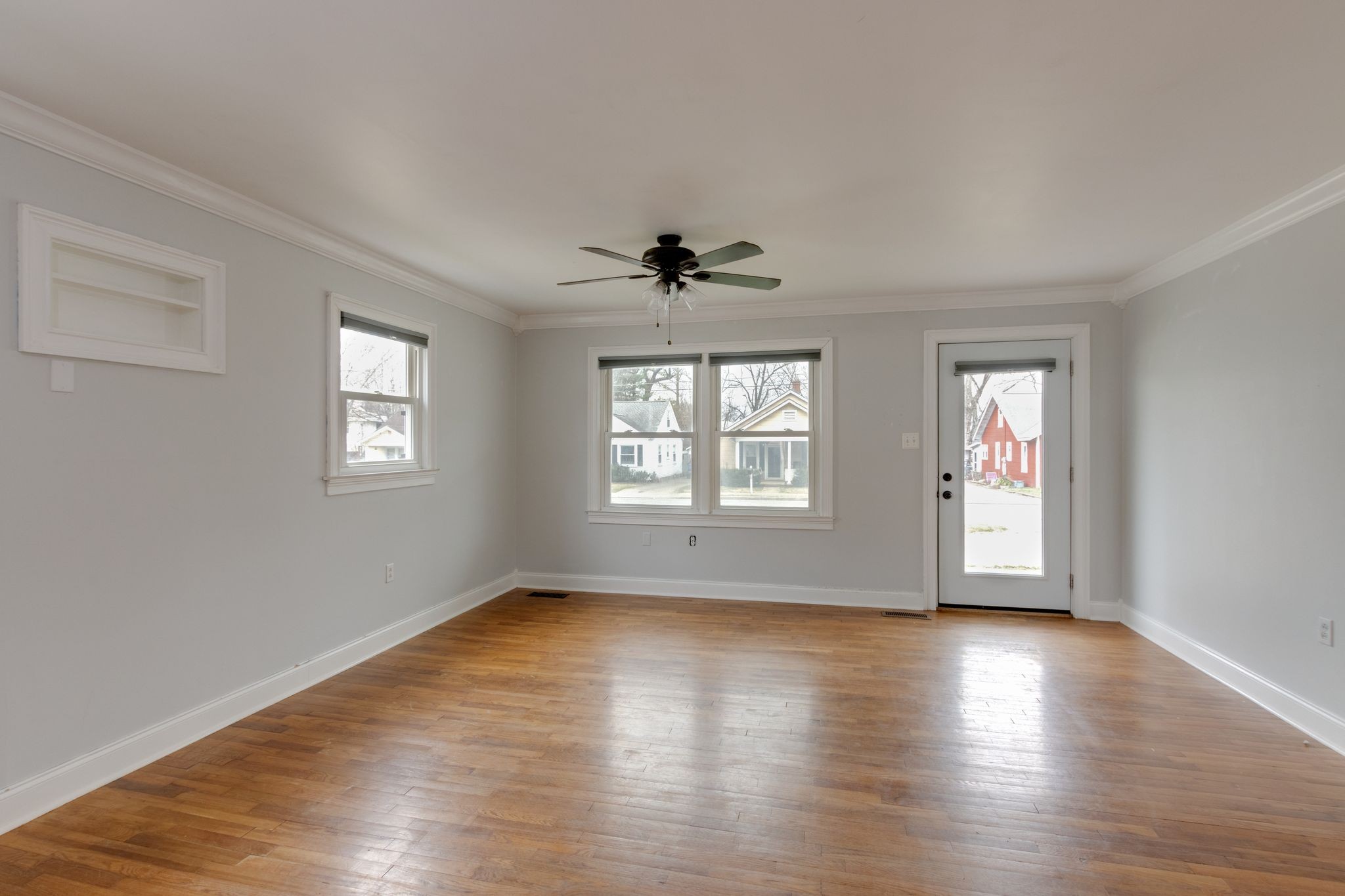 1212 North Spring Street Murfreesboro, TN 37130 - Photo 4 of 17