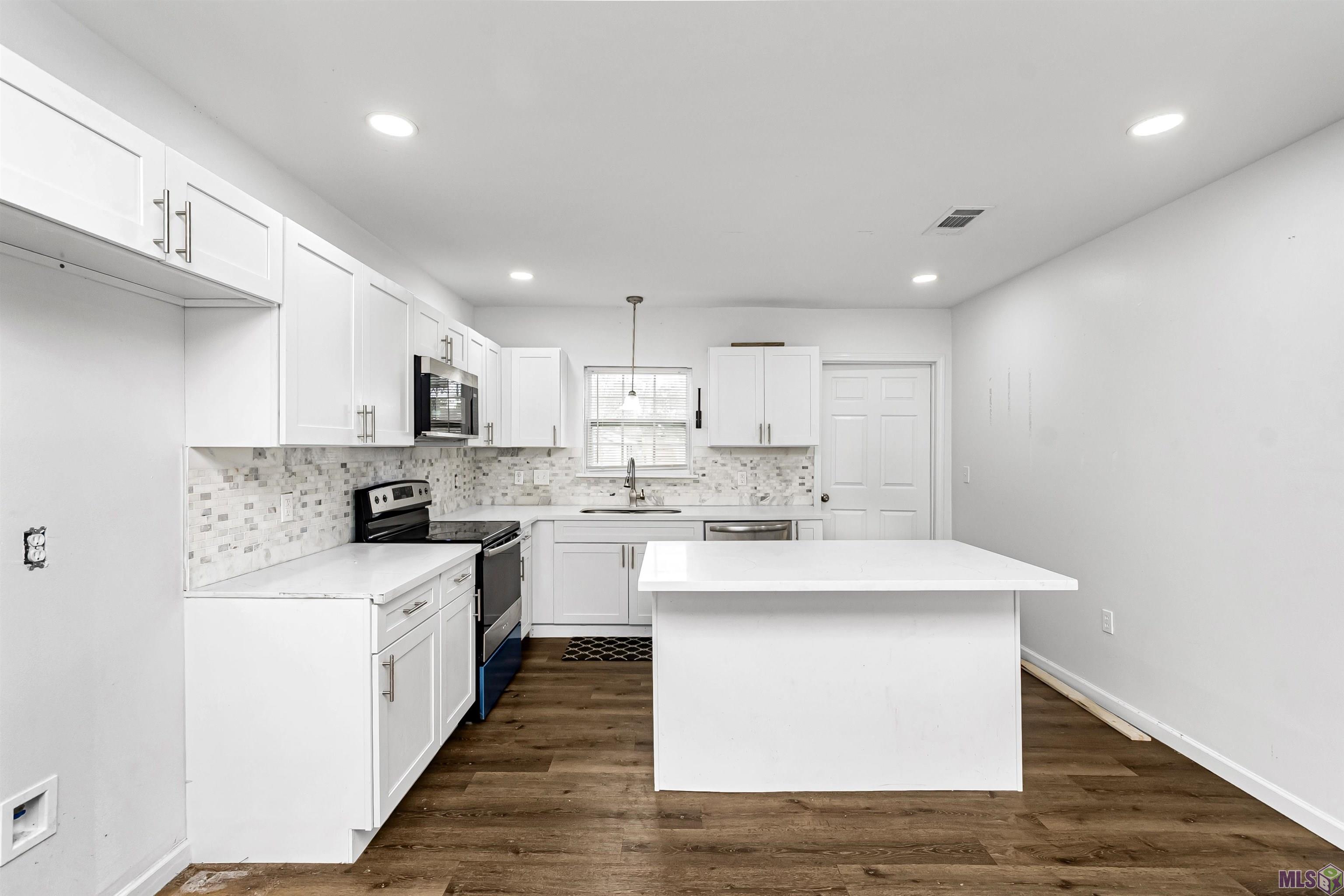 3548 Fairwoods Drive Baton Rouge, LA 70805 - Photo 5 of 16