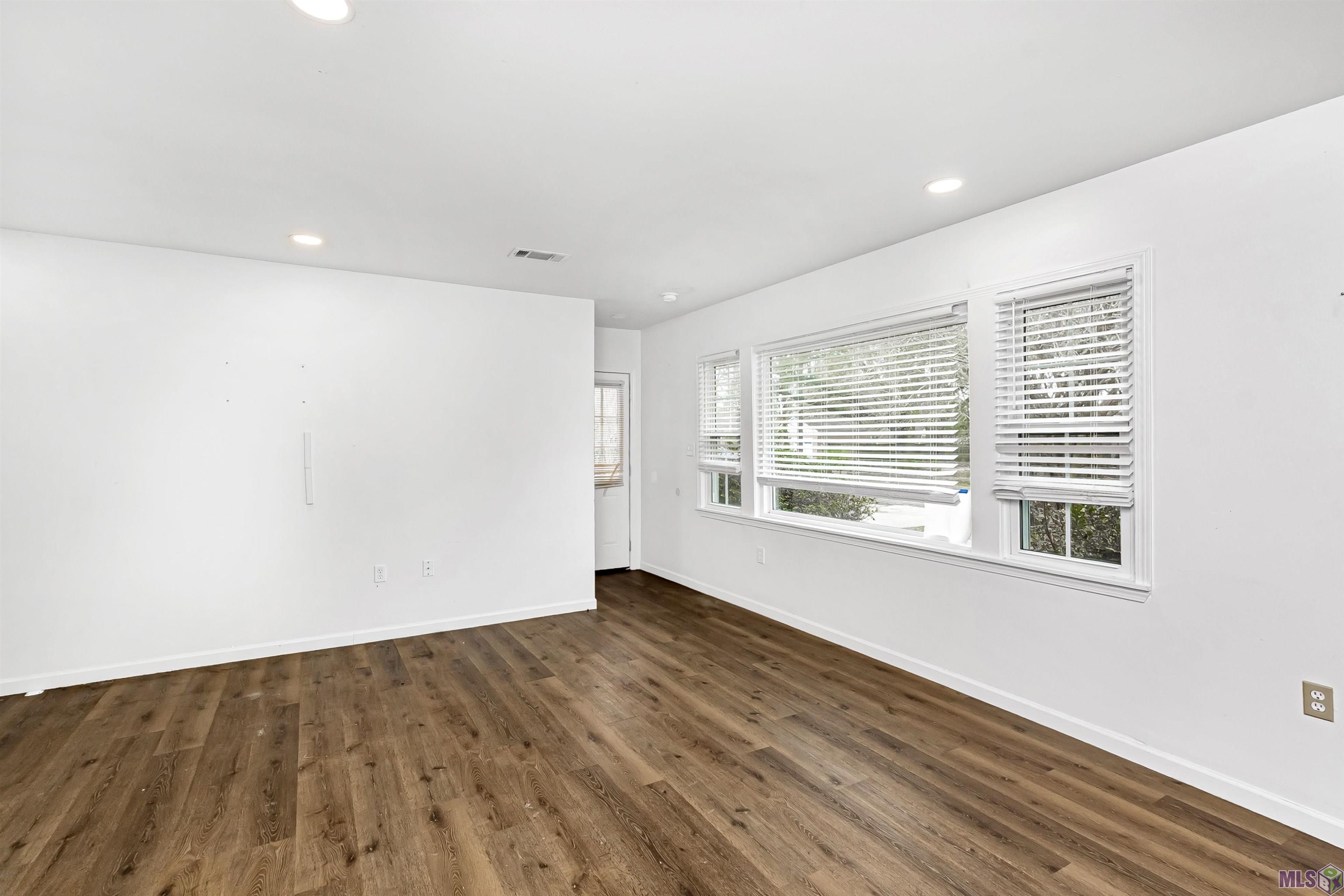 3548 Fairwoods Drive Baton Rouge, LA 70805 - Photo 7 of 16