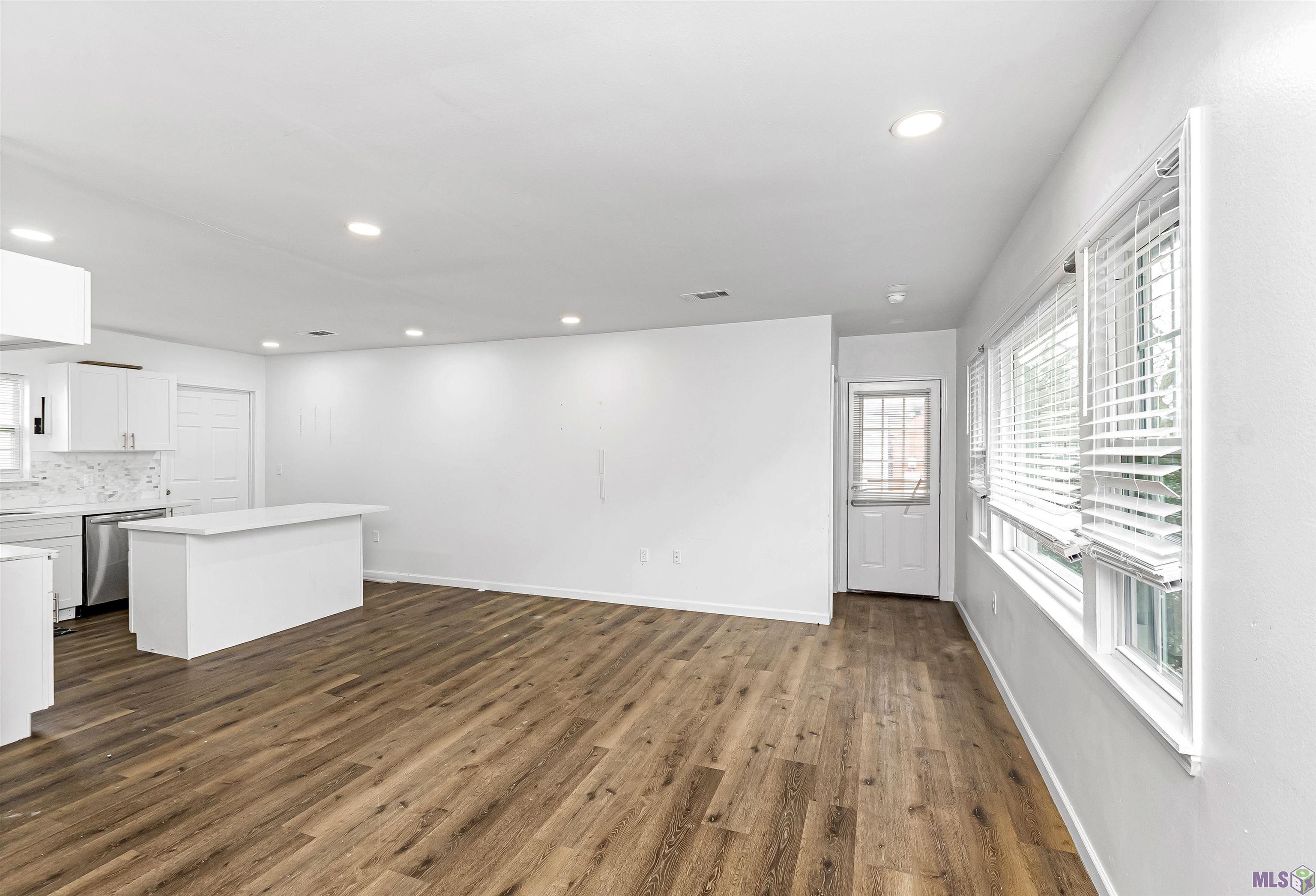 3548 Fairwoods Drive Baton Rouge, LA 70805 - Photo 8 of 16