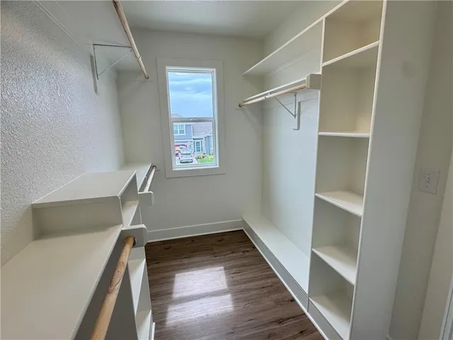 $439,950 | 15611 Sheridan Court, Basehor, KS 66007