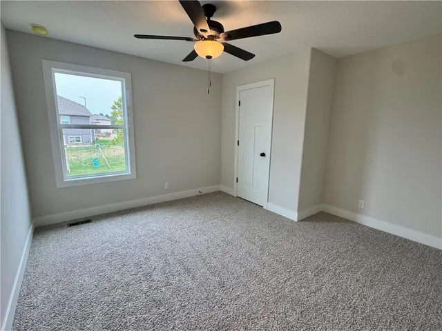 $439,950 | 15611 Sheridan Court, Basehor, KS 66007