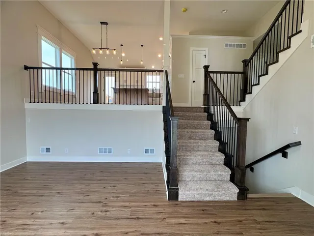 $439,950 | 15611 Sheridan Court, Basehor, KS 66007