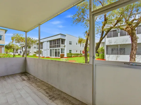 $159,900 | 397 Burgundy I, Delray Beach, FL 33484