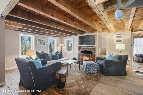 $799,000 | 128 Parsell Street, Port Ewen, NY 12466