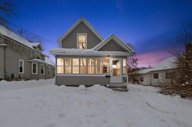 $190,000 | 807 Pearl Street, Belding, MI 48809