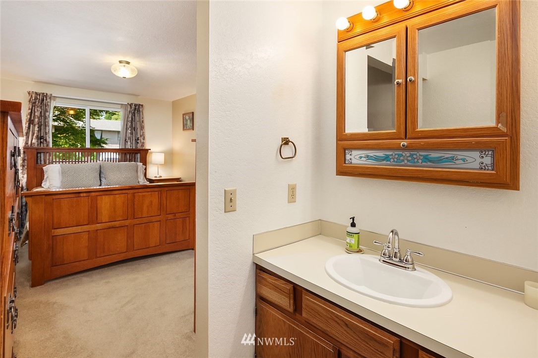 2528 178th Street Southeast Bothell, WA 98012 - Photo 10 of 19