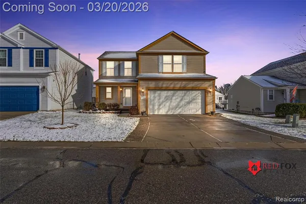 $339,900 | 5035 Meadow Crest Circle, Holly, MI 48442