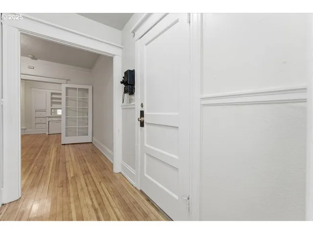 $170,000 | 2109 Northwest Irving Street, Unit 211, Portland, OR 97210