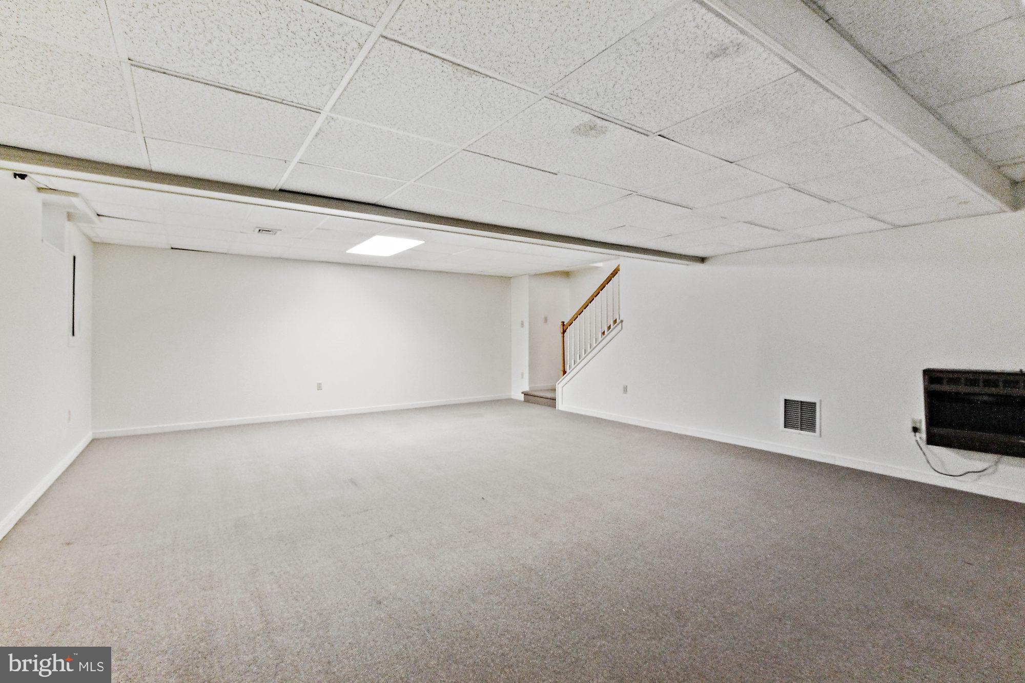 308 Royal Hunt Way Lititz, PA 17543 - Photo 24 of 32 Gallery Image 24