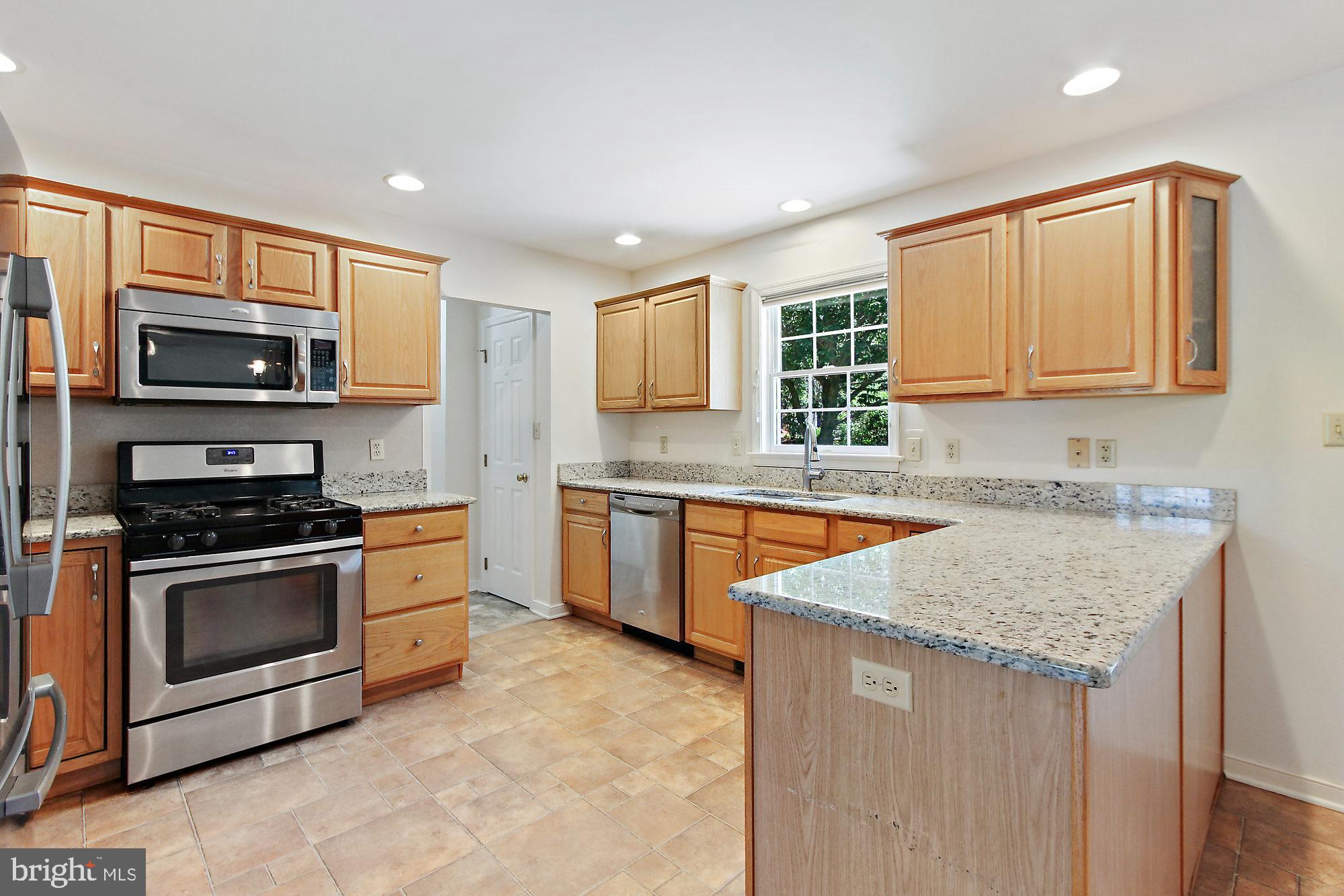 308 Royal Hunt Way Lititz, PA 17543 - Photo 5 of 32 Gallery Image 5