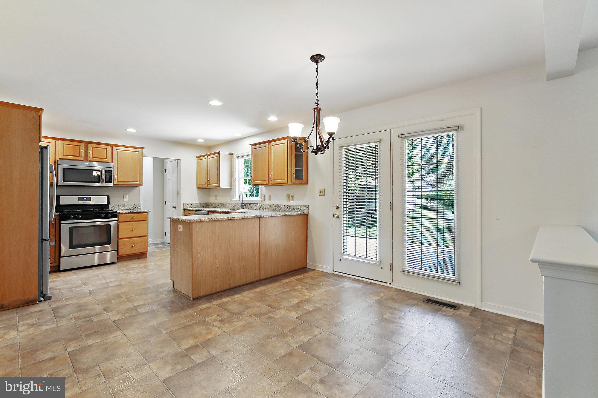 308 Royal Hunt Way Lititz, PA 17543 - Photo 7 of 32 Gallery Image 7