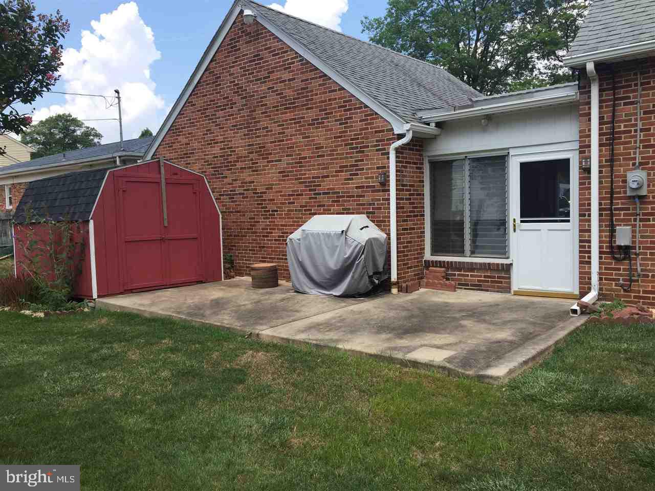 340 Edgehill Road York, PA 17403 - Photo 3 of 3