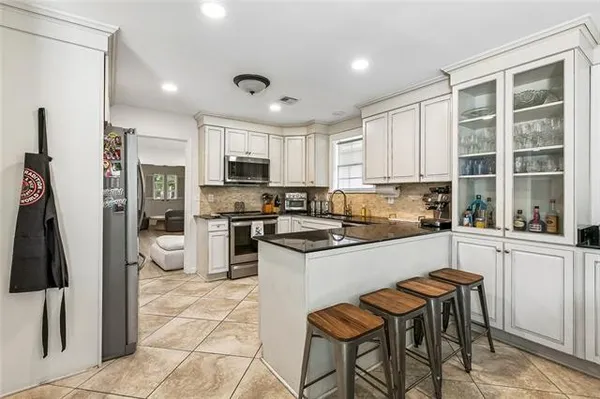 $5,500 | 4524 Hessmer Avenue, Metairie, LA 70002