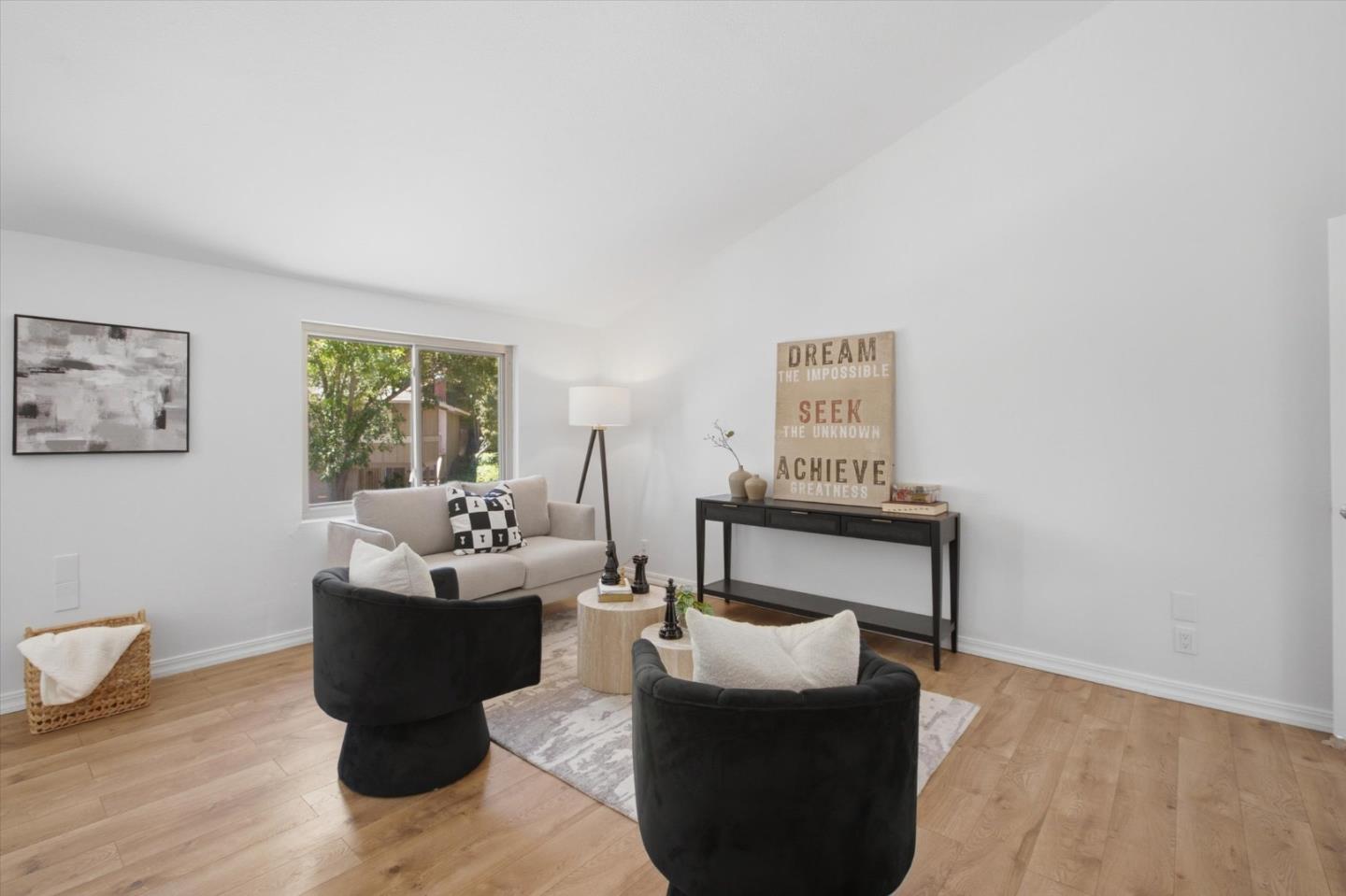 22963 Longdown Road Cupertino, CA 95014 - Photo 12 of 115 Gallery Image 12