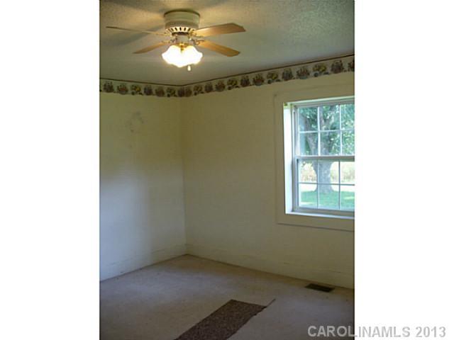 32175 Chapel Road Albemarle, NC 28001 - Photo 3 of 14 Gallery Image 3