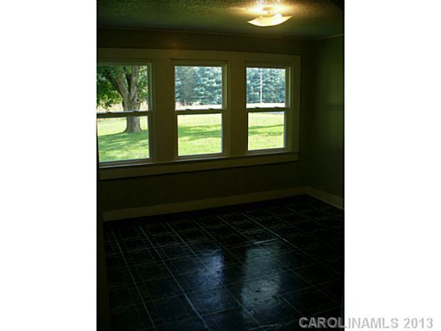 32175 Chapel Road Albemarle, NC 28001 - Photo 5 of 14 Gallery Image 5