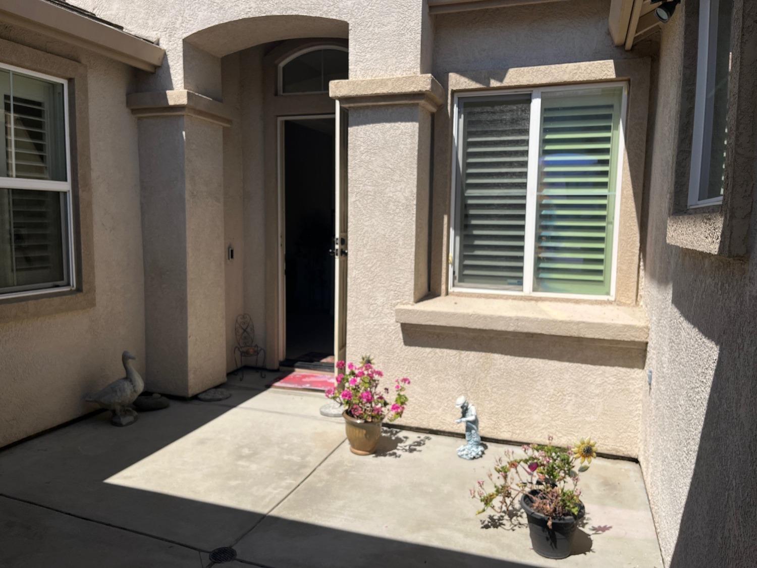 2261 Pillsbury Road Manteca, CA 95337 - Photo 4 of 15 a bathroom with a sink and a mirror