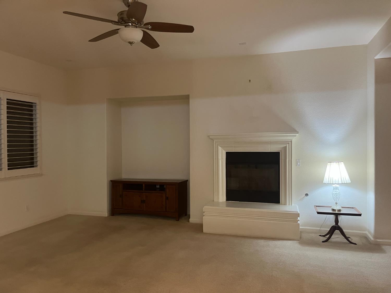 2261 Pillsbury Road Manteca, CA 95337 - Photo 6 of 15 a living room with furniture and a fireplace