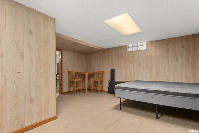 $389,900 | 209 West Morningside Drive, Peoria, IL 61614