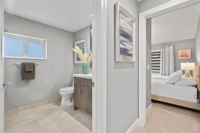 $10,500 | 7101 West Lake Drive, Lake Clarke Shores, FL 33406