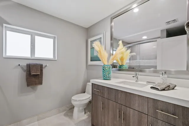 $10,500 | 7101 West Lake Drive, Lake Clarke Shores, FL 33406