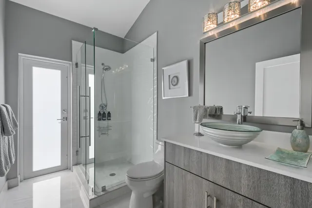 $10,500 | 7101 West Lake Drive, Lake Clarke Shores, FL 33406