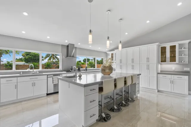 $10,500 | 7101 West Lake Drive, Lake Clarke Shores, FL 33406