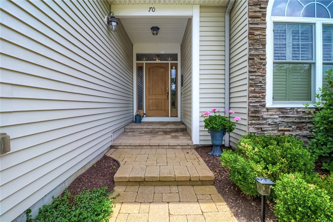 70 Whispering Pine Way, Unit 70 Exeter, RI 02822 - Photo 2 of 21 Private front entrance