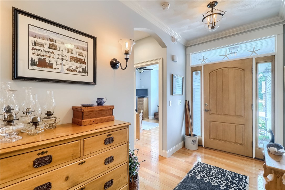 70 Whispering Pine Way, Unit 70 Exeter, RI 02822 - Photo 3 of 21 Lovely front hall